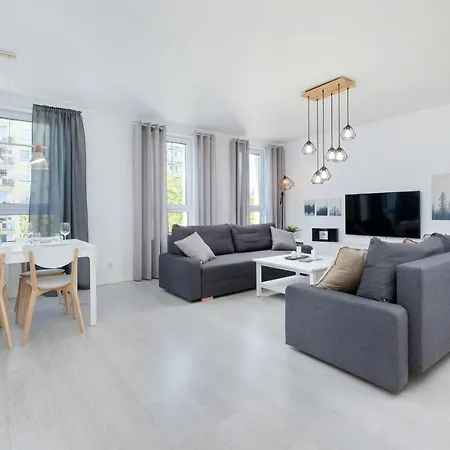 Apartamenty Platany Łopuskiego by Renters-2